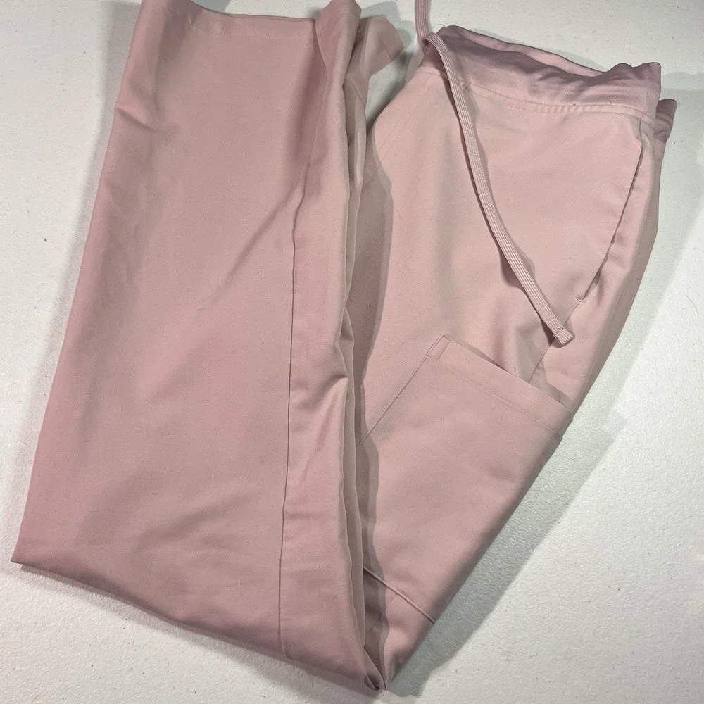Mandala Women's Scrub Set Size M Bottoms Size‎ L Top Two Tone Pink Set